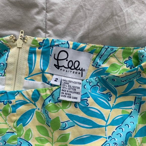Lily Pulitzer Skirt. Size 2 - Picture 2 of 6